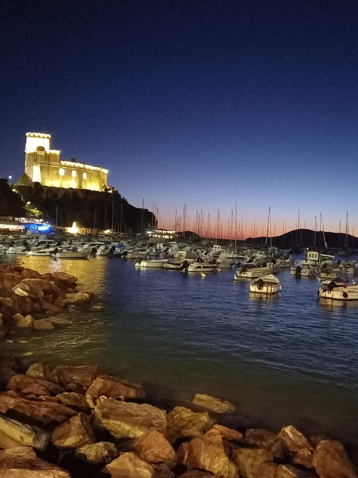 Villa Casa A Lerici Nell'Antico Borgo Exterior foto